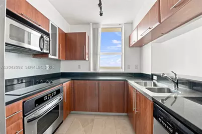 610 W Las Olas #1912N, Fort Lauderdale, FL 33312 - Photo 11
