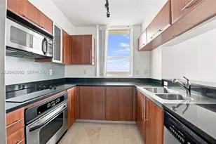 610 W Las Olas, Fort Lauderdale, FL 33312 - Photo 11