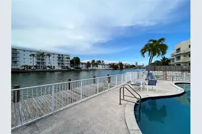 1185 Marseille #309, Miami Beach, FL 33141 - Photo 9