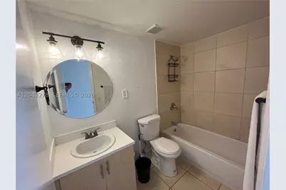 1185 Marseille #309, Miami Beach, FL 33141 - Photo 7