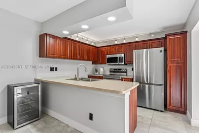 11867 SW 13th, Davie, FL 33325 - Photo 11