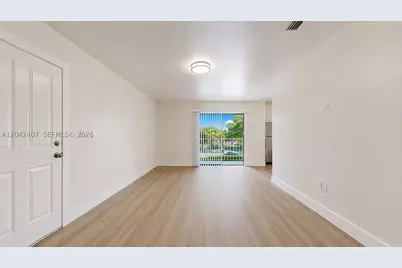 1670 W 42nd #1672, Hialeah, FL 33012 - Photo 3