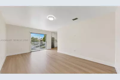 1670 W 42nd #1672, Hialeah, FL 33012 - Photo 5