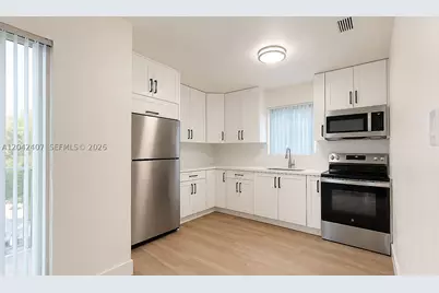 1670 W 42nd #1672, Hialeah, FL 33012 - Photo 11