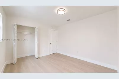 1670 W 42nd #1672, Hialeah, FL 33012 - Photo 21