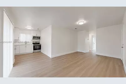 1670 W 42nd #1672, Hialeah, FL 33012 - Photo 9