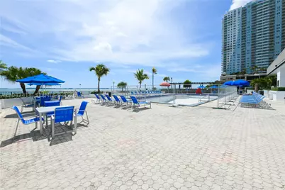 801 Brickell Bay #1462, Miami, FL 33131 - Photo 27