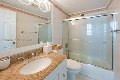 801 Brickell Bay #1462, Miami, FL 33131 - Photo 17