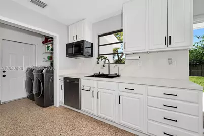19601 Belview, Cutler Bay, FL 33157 - Photo 11