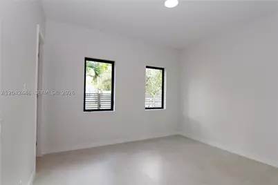 3540 Oak, Miami, FL 33133 - Photo 9