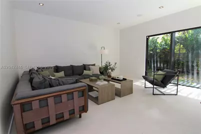 3540 Oak, Miami, FL 33133 - Photo 7