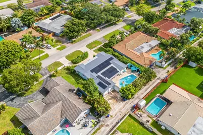 633 N Crescent, Hollywood, FL 33021 - Photo 3