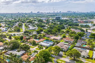 633 N Crescent, Hollywood, FL 33021 - Photo 43