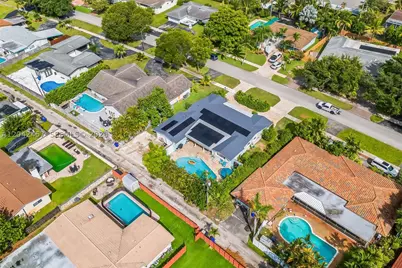 633 N Crescent, Hollywood, FL 33021 - Photo 49