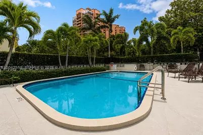 35 Edgewater #107, Coral Gables, FL 33133 - Photo 17