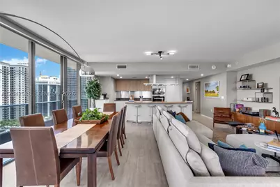 1000 Brickell #2402, Miami, FL 33131 - Photo 3