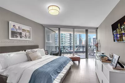 1000 Brickell #2402, Miami, FL 33131 - Photo 13