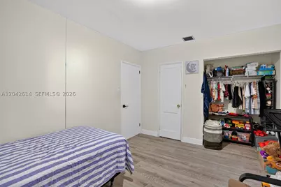 2446 McKinley, Hollywood, FL 33020 - Photo 23