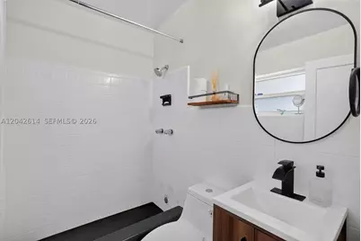 2446 McKinley, Hollywood, FL 33020 - Photo 21