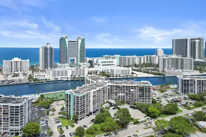 400 Leslie PH# 1110, Hallandale Beach, FL 33009 - Photo 5