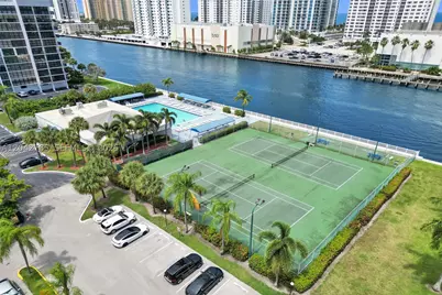 400 Leslie PH# 1110, Hallandale Beach, FL 33009 - Photo 95