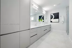2747 SW 23rd, Miami, FL 33145 - Photo 17