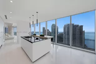 300 Biscayne Blvd, Miami, FL 33131 - Photo 9