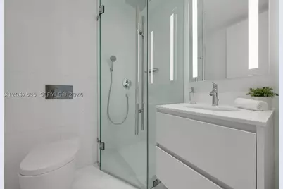300 Biscayne Boulevard #2701, Miami, FL 33131 - Photo 29