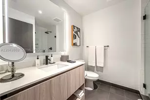 398 NE 5th, Miami, FL 33132 - Photo 11