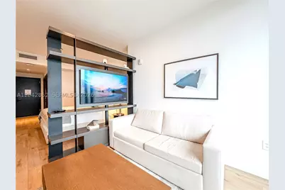 398 NE 5th #4316, Miami, FL 33132 - Photo 5