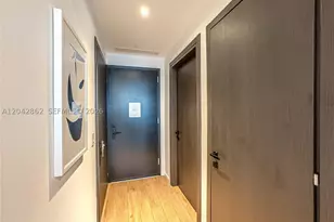 398 NE 5th, Miami, FL 33132 - Photo 9