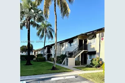 4000 Crystal Lake #112, Deerfield Beach, FL 33064 - Photo 3