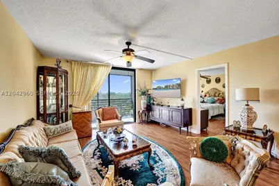 1000 Colony Point #422, Pembroke Pines, FL 33026 - Photo 29