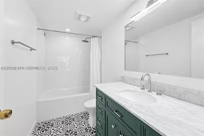 2500 Parkview #1503, Hallandale Beach, FL 33009 - Photo 15