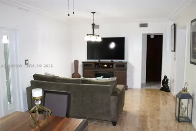 11512 NW 58th, Hialeah, FL 33012 - Photo 17