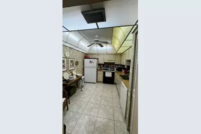 [Address not provided], Hallandale Beach, FL 33009 - Photo 15