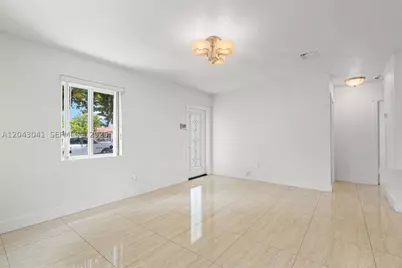 270 NW 51st, Miami, FL 33126 - Photo 9