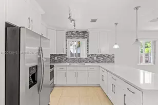 270 NW 51st, Miami, FL 33126 - Photo 13
