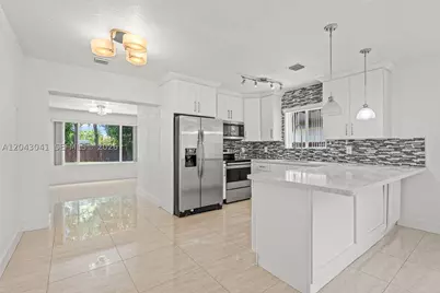 270 NW 51st, Miami, FL 33126 - Photo 11