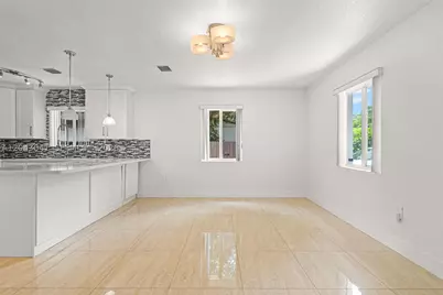 270 NW 51st, Miami, FL 33126 - Photo 7