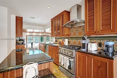 1247 NE 101st, Miami Shores, FL 33138 - Photo 13