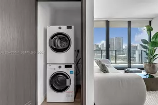 20 NE 11th, Miami, FL 33132 - Photo 7