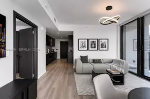 20 NE 11th, Miami, FL 33132 - Photo 3