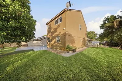7919 NW 50th, Lauderhill, FL 33351 - Photo 43