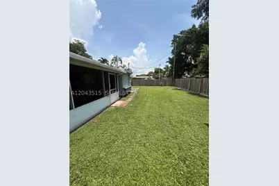 1232 SW 1st, Pompano Beach, FL 33060 - Photo 9