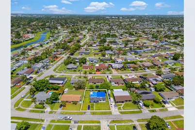 14125 SW 109th, Miami, FL 33176 - Photo 9