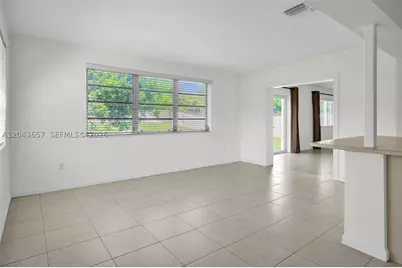 14375 Lake Candlewood, Miami Lakes, FL 33014 - Photo 13