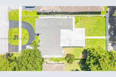 1912 N 42nd, Hollywood, FL 33021 - Photo 37