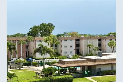 8101 SW 24th #405, Davie, FL 33324 - Photo 3