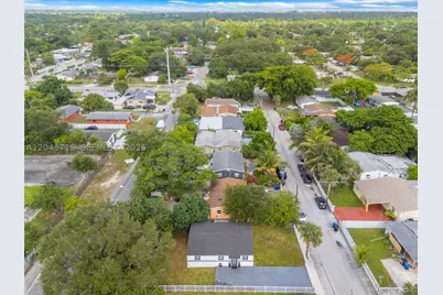 15100 NE 14th, North Miami Beach, FL 33162 - Photo 25